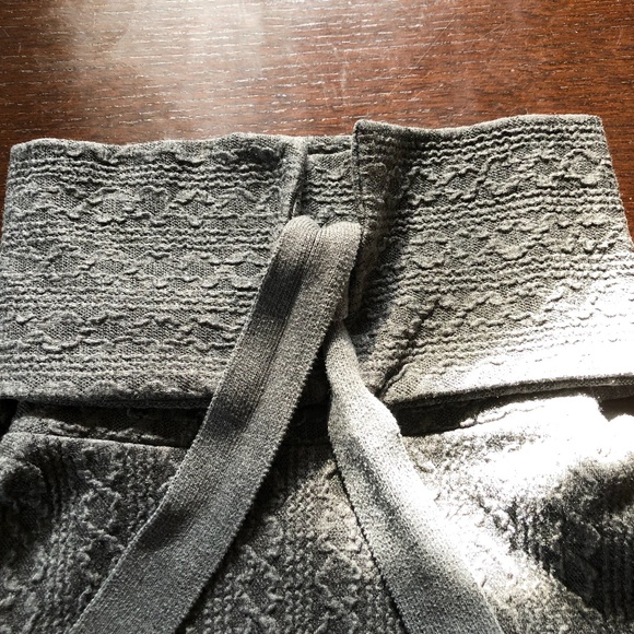 EUC Unique Turtle Neck Wrap Grey Tunic Sweater Size S - Picture 9 of 16